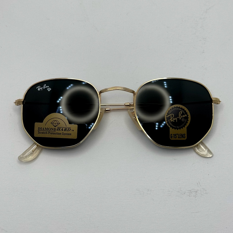 عینک ریبن هگزونال شیشه سنگ مشکی فریم طلایی به همراه پک کامل ریبن کد Rayban RB 3548