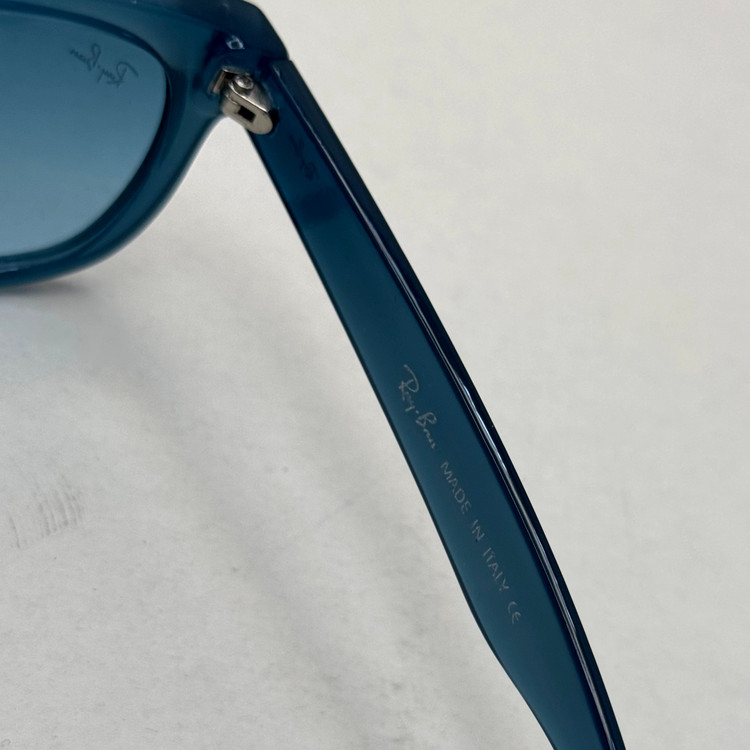 عینک آفتابی ریبن ویفرر ریورس آبی به همراه پک کامل rayban