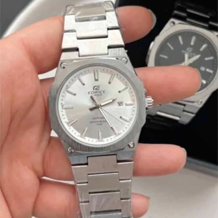 ساعت مردانه کاسیو ادیفایس کلاسیک نقره ای صفحه نقره ای