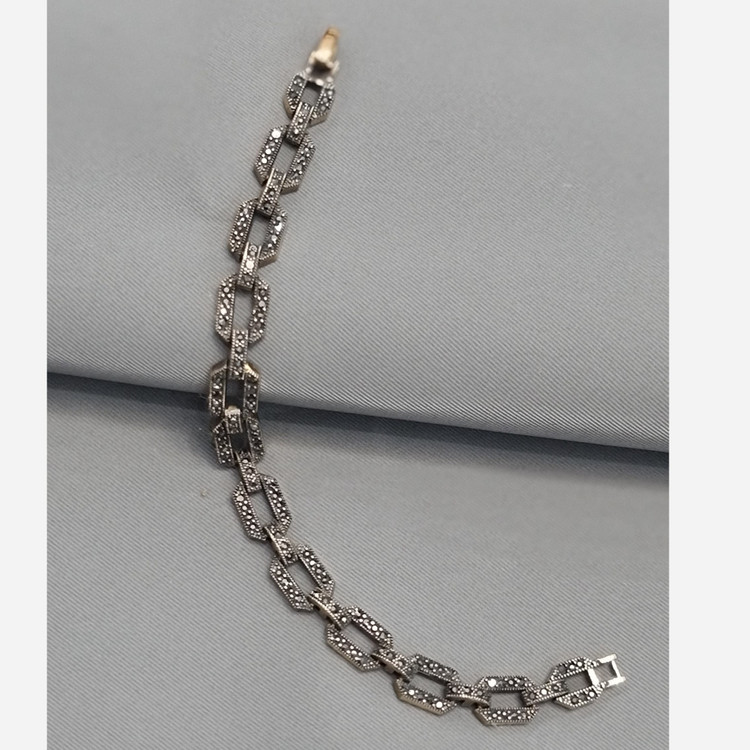 دستبند مارکازیت زنانه طرح30989