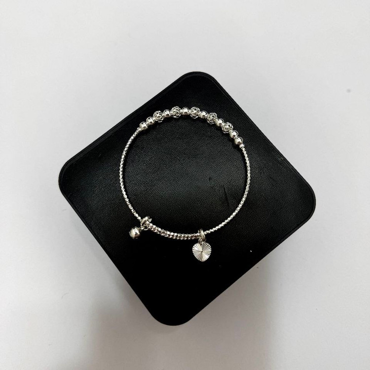 دستبند و بنگل آبکاری نقره زنانه طرح سه رج آویز پروانه تنوع طرح رنگ کاملا ثابت کد sm (پس کرایه)