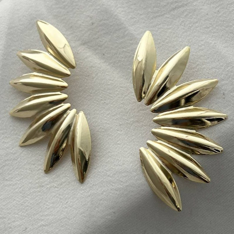 گوشواره آبکاری نقره طرح مینیمال رنگ کاملا ثابت کد tj (پس کرایه)