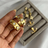 گوشواره استیل زنانه طرح قلب آویز حلقه ای تنوع طرح رنگ ثابت کد tj (پس کرایه)