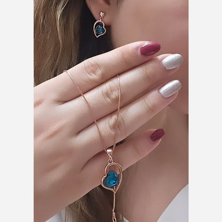 نیم ست گردنبند و گوشواره طرح جواهری طرح دو قلب نگین سوارفسکی تنوع طرح رنگ ثابت کد vn (پس کرایه)