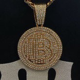 گردنبند و آویز پلاک فول نگین طرح بیت کوین BITCOIEN رنگ ثابت کد vn (پس کرایه)