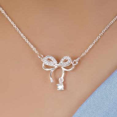گردنبند و آویز زنانه آبکاری نقره طرح پاپیون نگین تنوع طرح رنگ ثابت کد mp