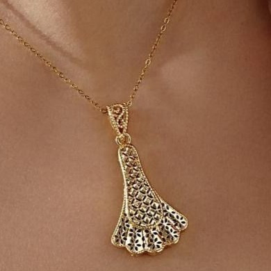 نیم ست طرح جواهری زنانه گردنبند و گوشواره طرح طلا تراشکاری شده مدل شیپوری بدون نگین رنگ ثابت کد MP