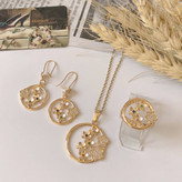 سرویس کامل زنانه طرح طلا نیمست و انگشتر و زنجیر استیل رنگ ثابت ارسال رایگان