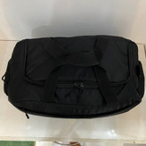 ساک ورزشی برند LACOSTE،جاکفشی دار(پس کرایه)