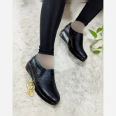 کفش طبی زنانه مدل جیتو چرم صنعتی مشکی و قهوه ای سایز 37
