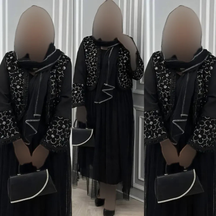 ست سه تیکه زنانه مدل شهرزاد جنس مازراتی و تور مشکی سایز فری 36 تا 46