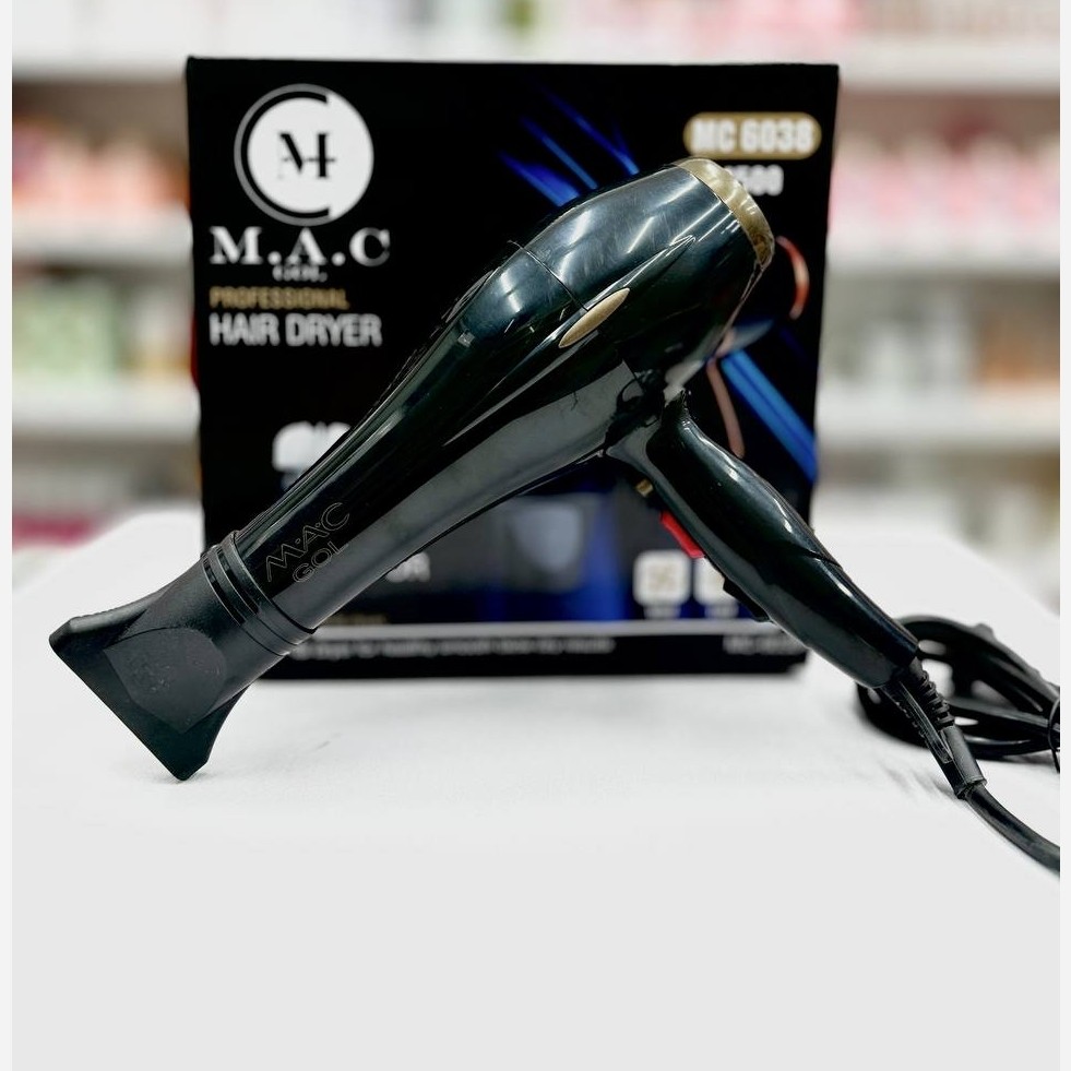 سشوار مک 9500 وات (آرایشی هوتران)
