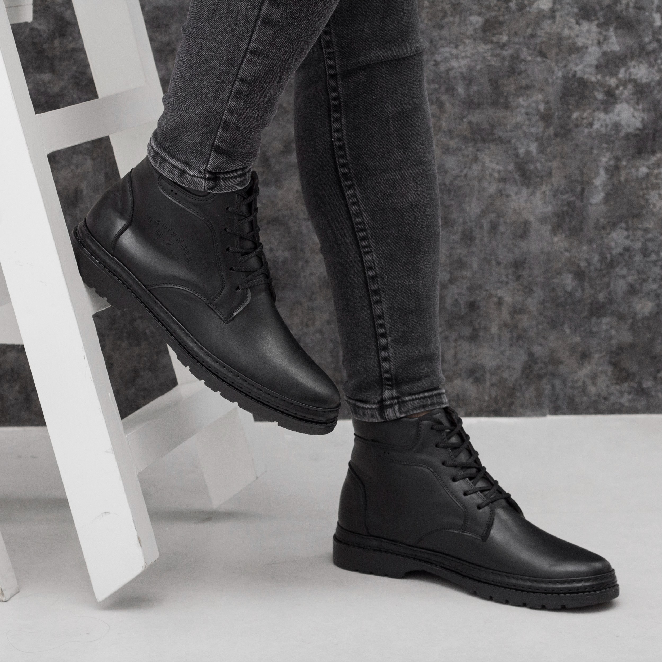 نیم بوت مردانه بندی ساقدار مدل دژاوو رنگ مشکی پرفرووش (پس کرایه)